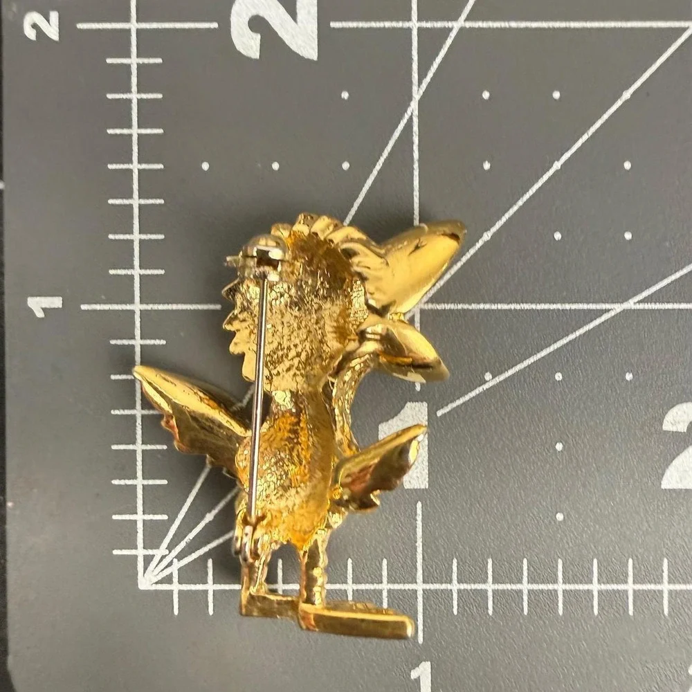 Gold Tone Brooch Rhinestone Eye Whimsical Cartoon Bird Character Pin